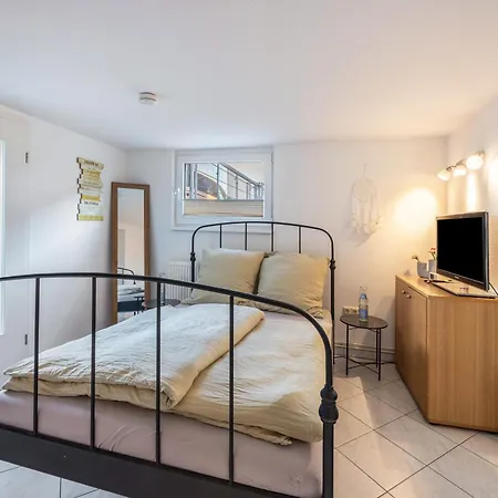 Modernes Am Deister Apartment *